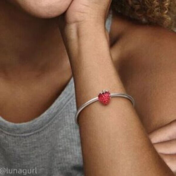 ✅Pandora Seeded Strawberry Fruit Charm - Picture 3 of 3